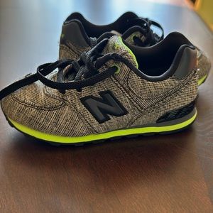 New balance 574 tennis shoes little kids toddler size 9